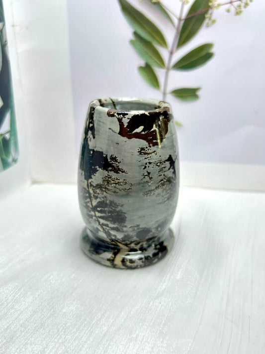 𝑃𝑖𝑐𝑡𝑢𝑟𝑒 𝐽𝑎𝑠𝑝𝑒𝑟 𝐺𝑙𝑎𝑠𝑠